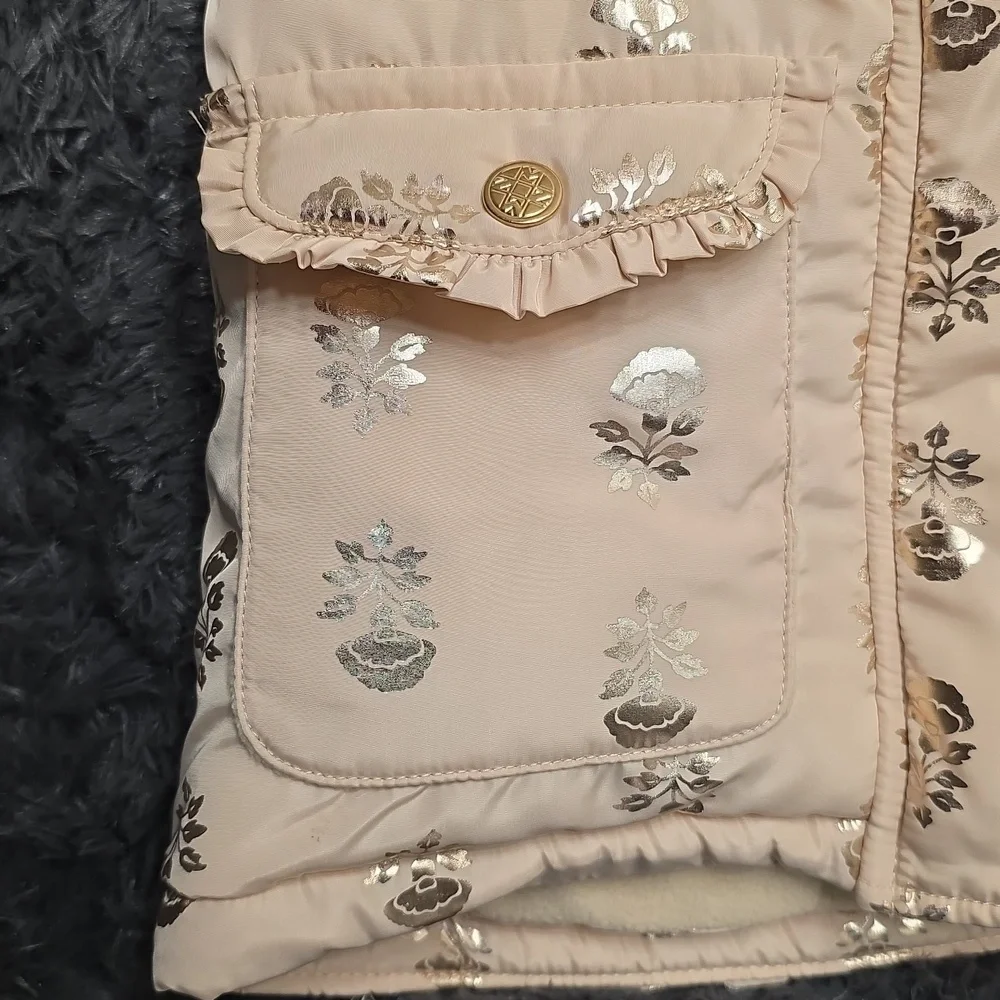 Nicole Miller-Tan Puffer Coat with Metallic Gold Flower Design. Size 5